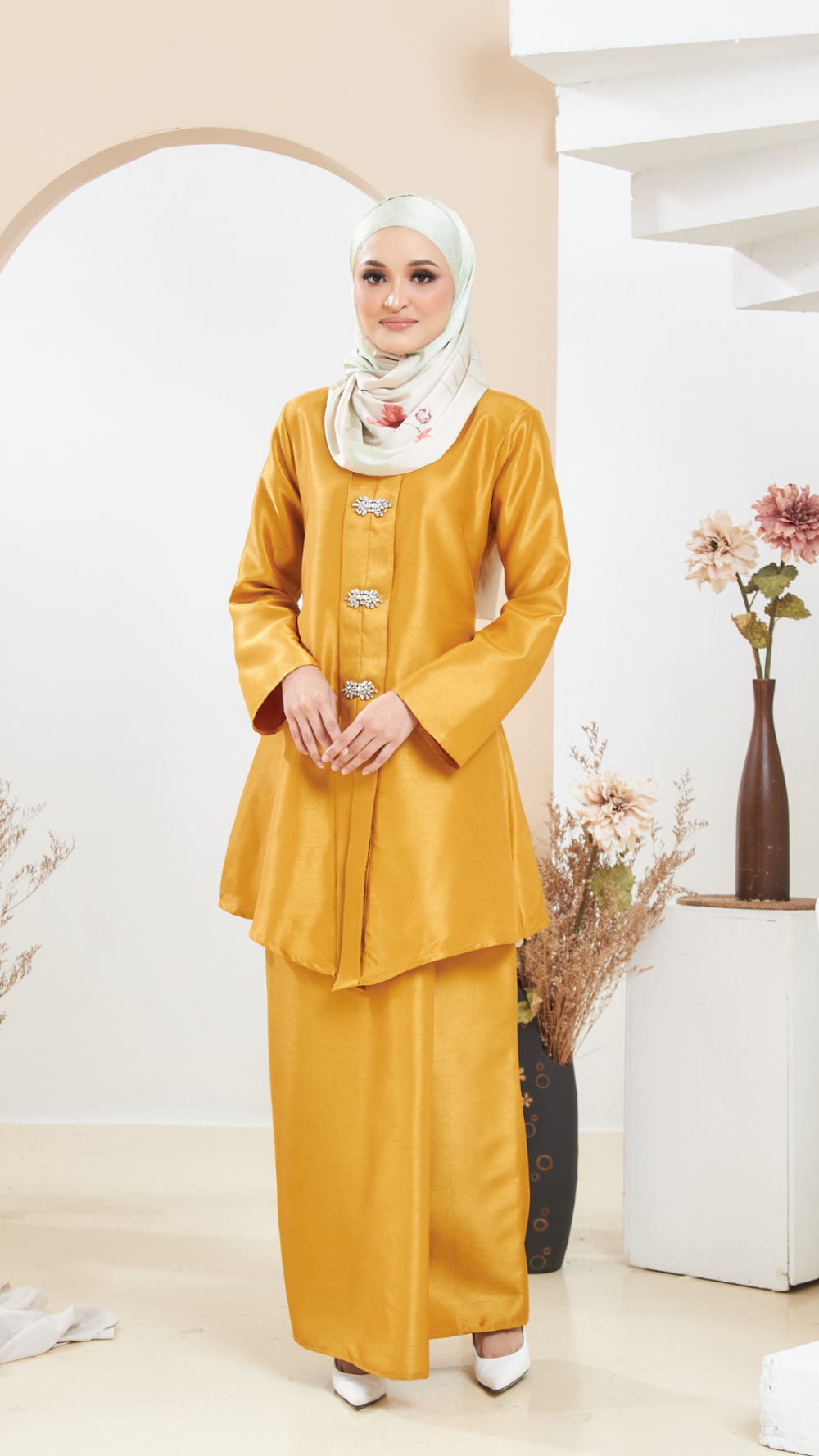 Arabella - Kebaya Manik - Gold - Image 2