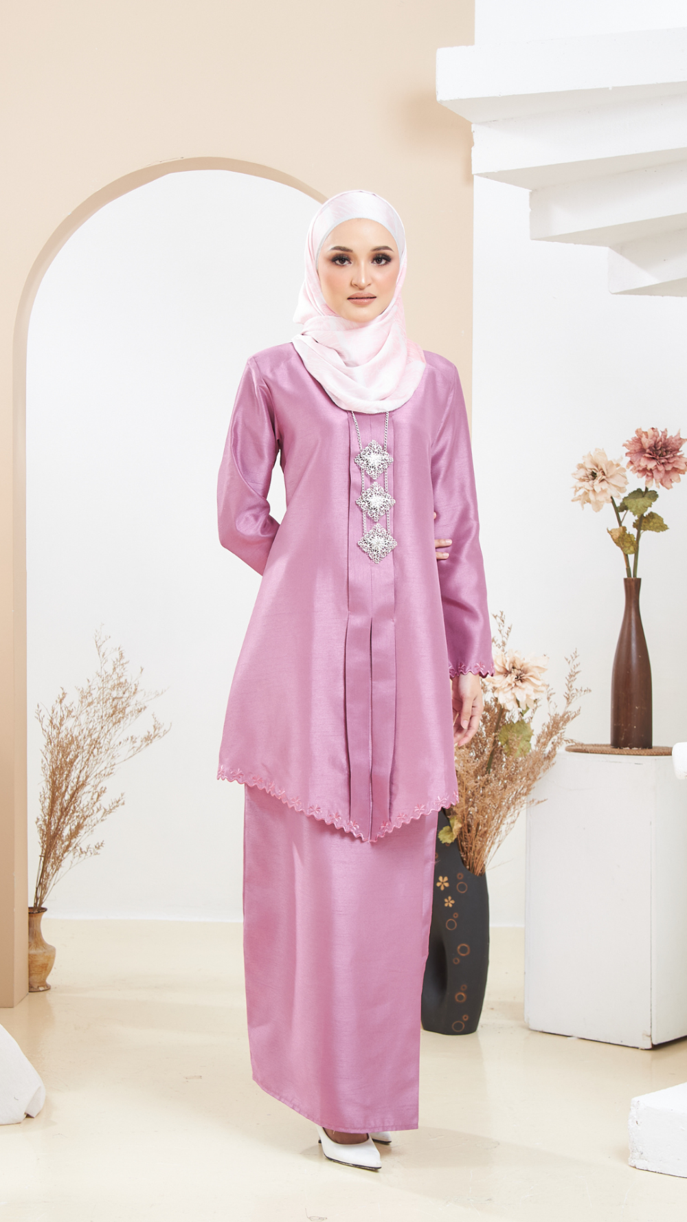 Arabella - Kebaya Sulam - Pink - Image 2