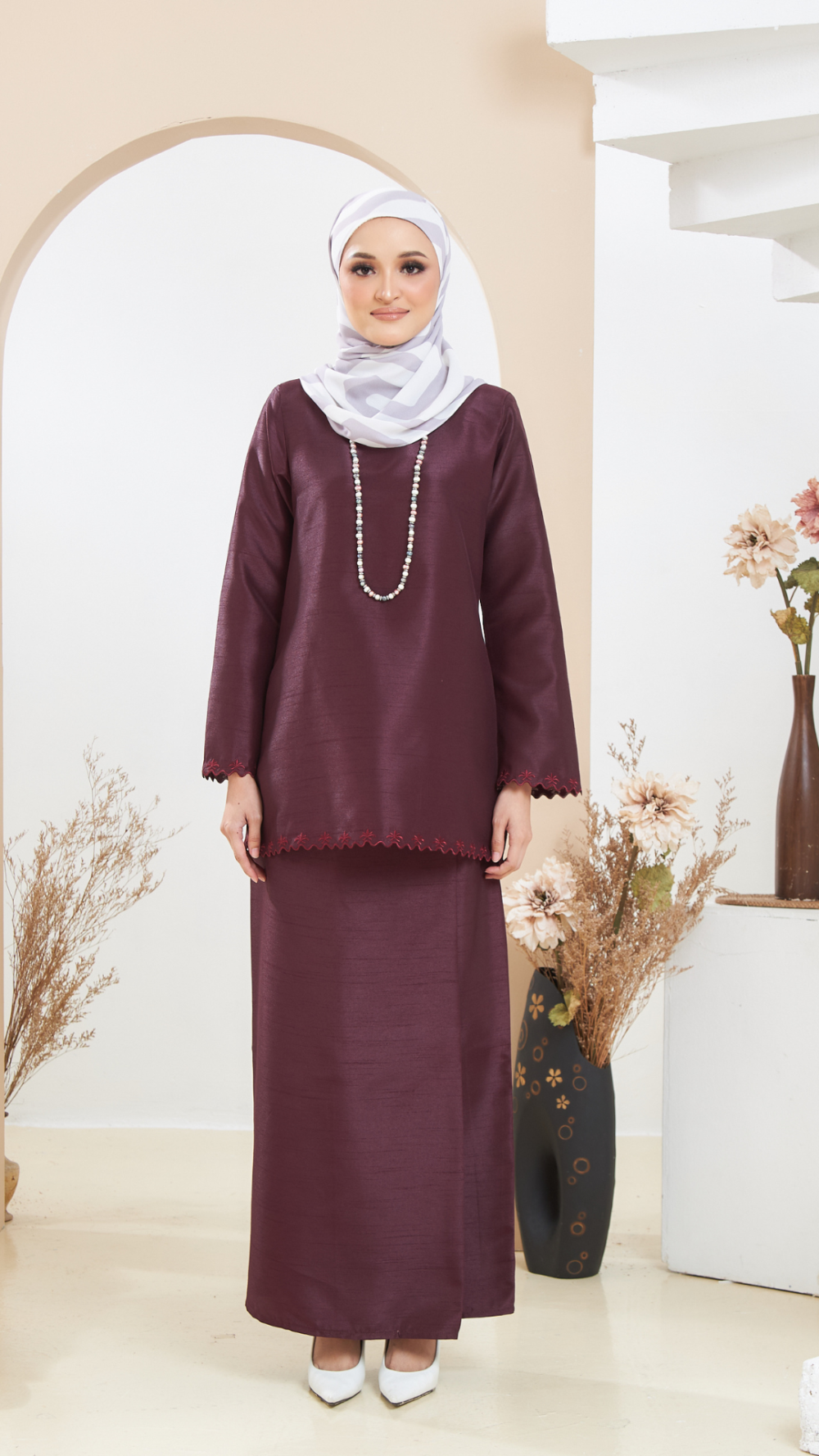 Arabella - Kurung Moden Sulam - Dark Purple