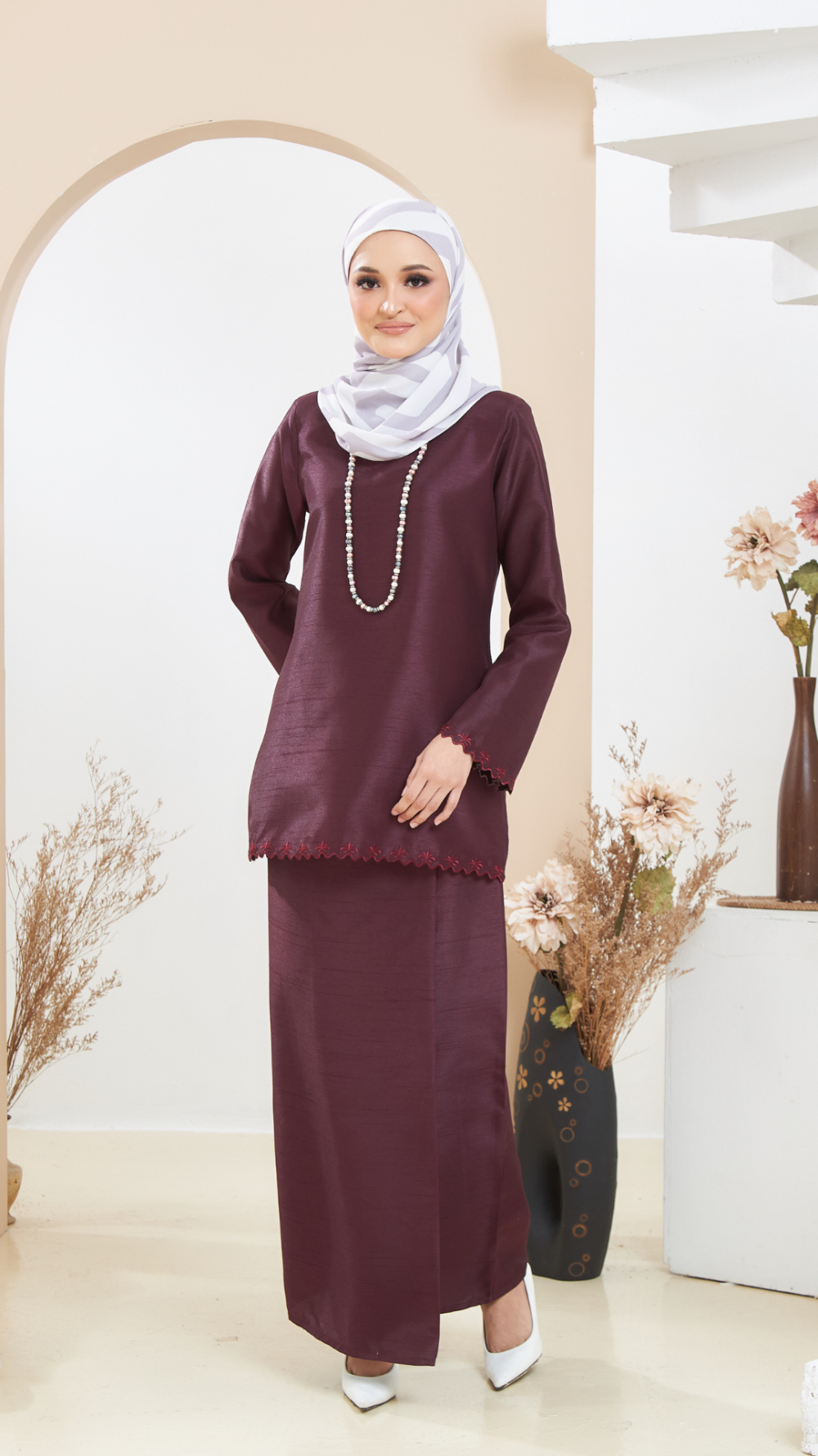 Arabella - Kurung Moden Sulam - Dark Purple - Image 2