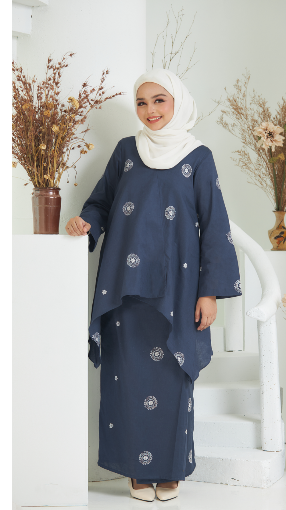 Brianna - Kurung Moden Kaftan - Dark Blue - Image 2