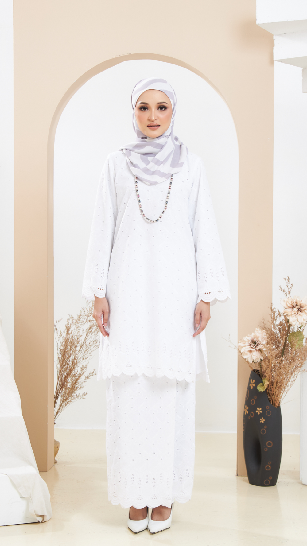 Delia - Kurung Moden - White