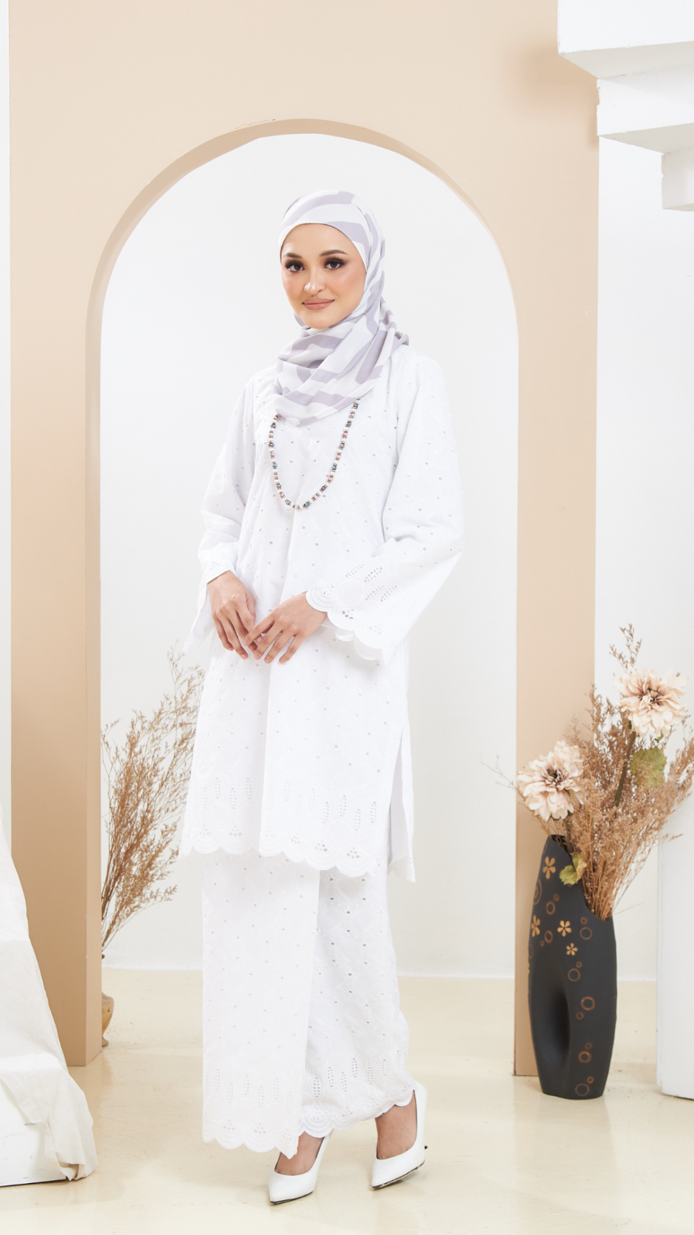 Delia - Kurung Moden - White - Image 2