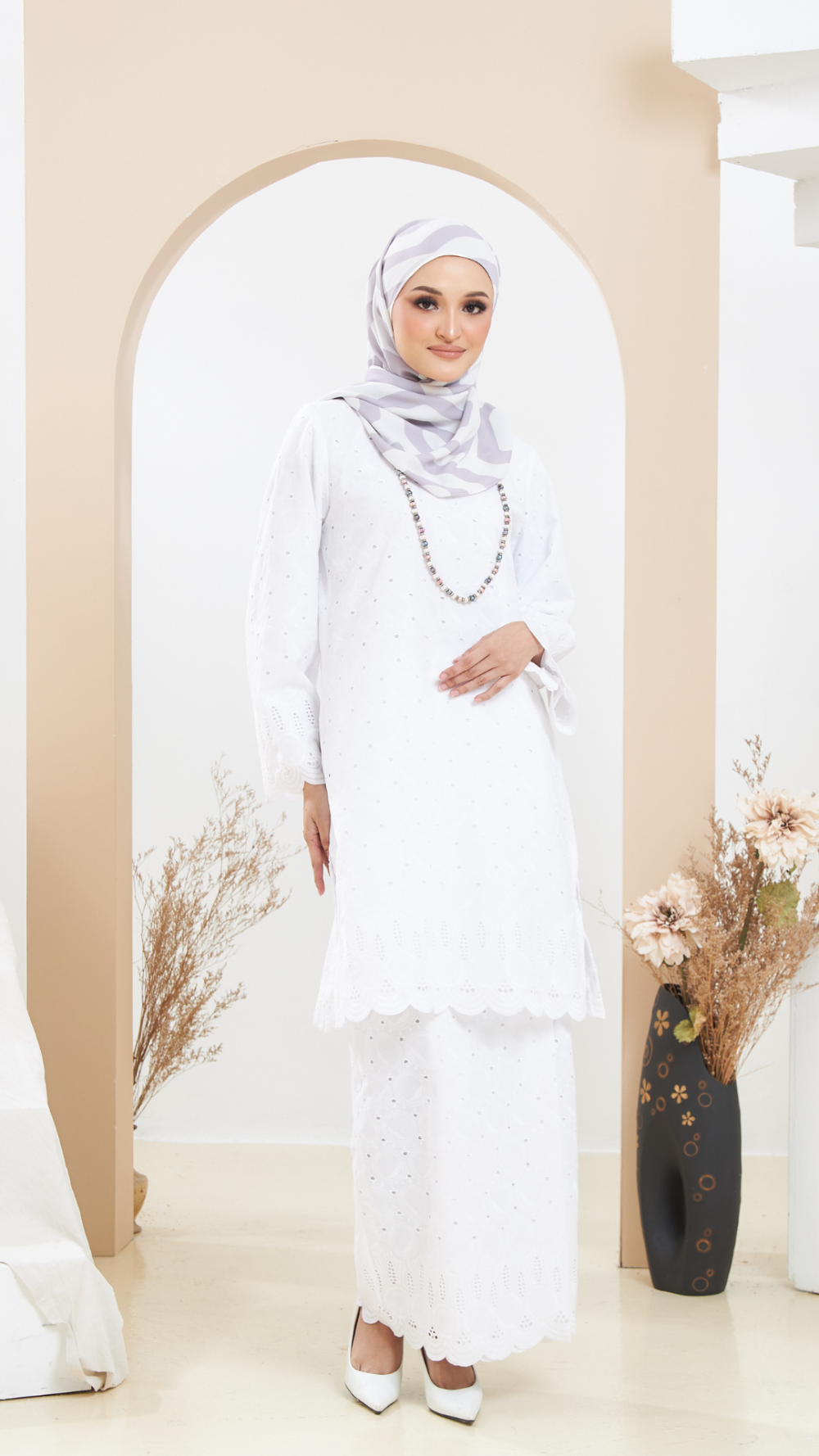 Delia - Kurung Moden - White - Image 3