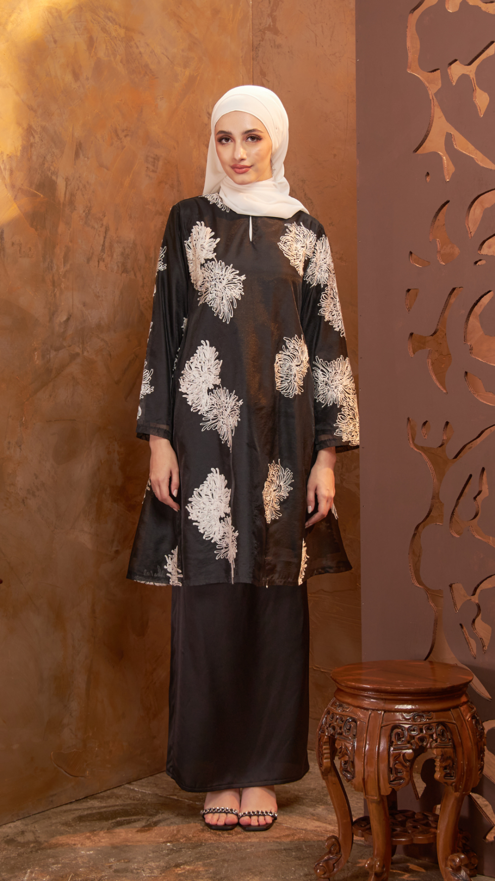 Gurindam - Kurung Pesak Moden - Black