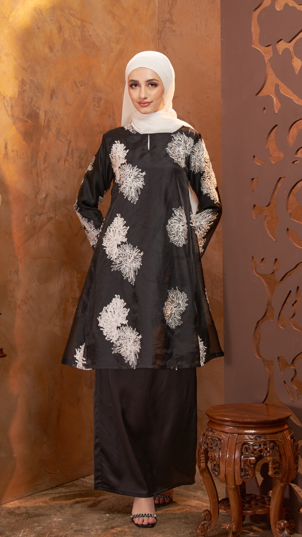 Gurindam - Kurung Pesak Moden - Black - Image 4