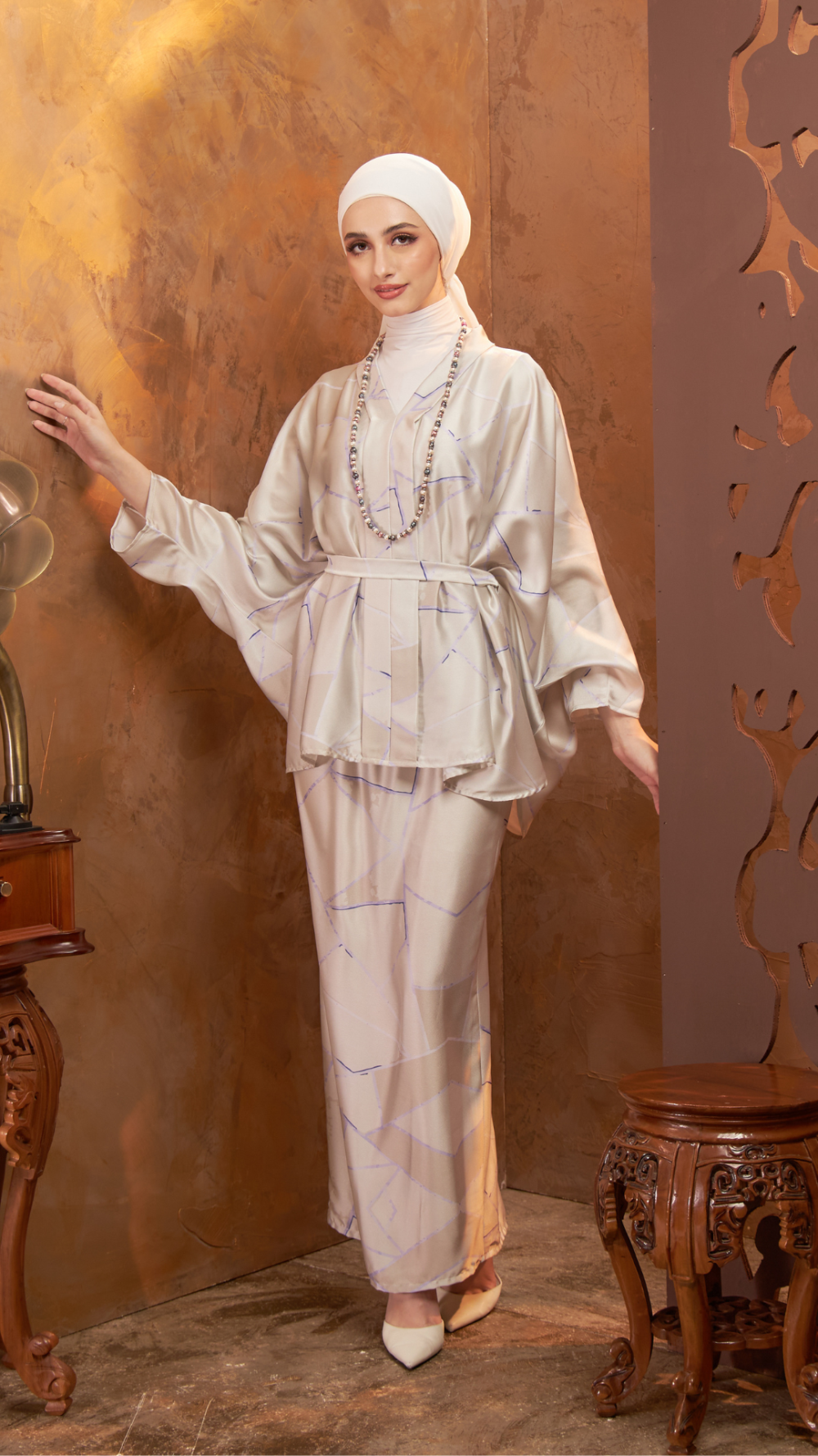 Melodi Abstract- Kebaya Kaftan ( Kain Pleated Satin ) - Cream - Image 4