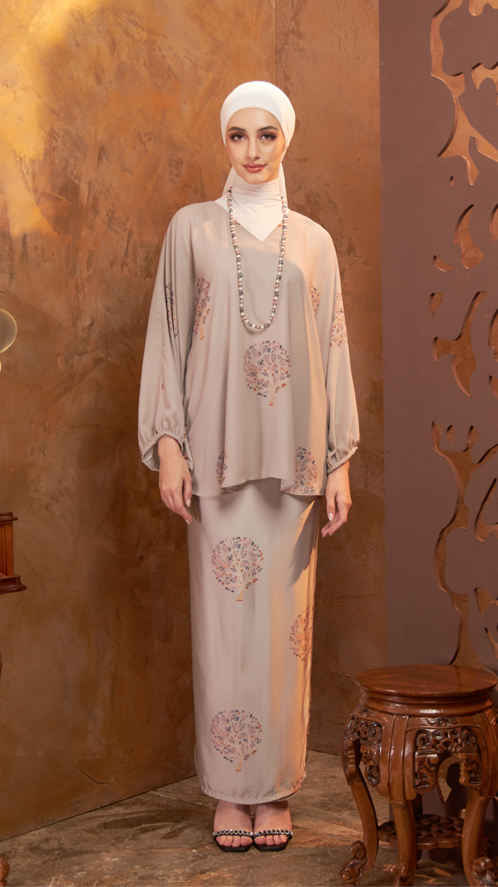 Melodi Flora - Kurung Kaftan ( Kain Pleated Chiffon ) - Pink