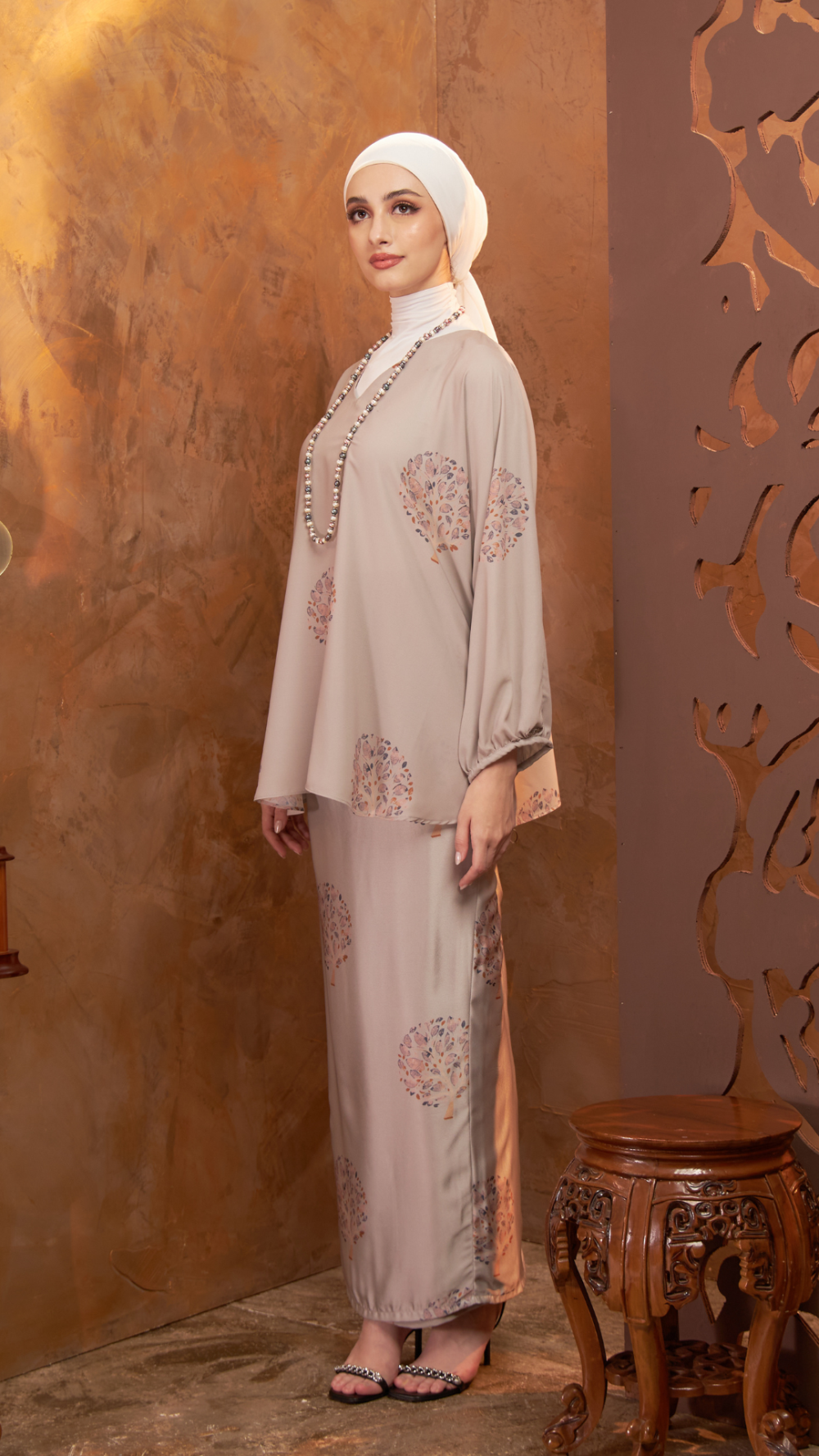 Melodi Flora - Kurung Kaftan ( Kain Pleated Chiffon ) - Pink - Image 2