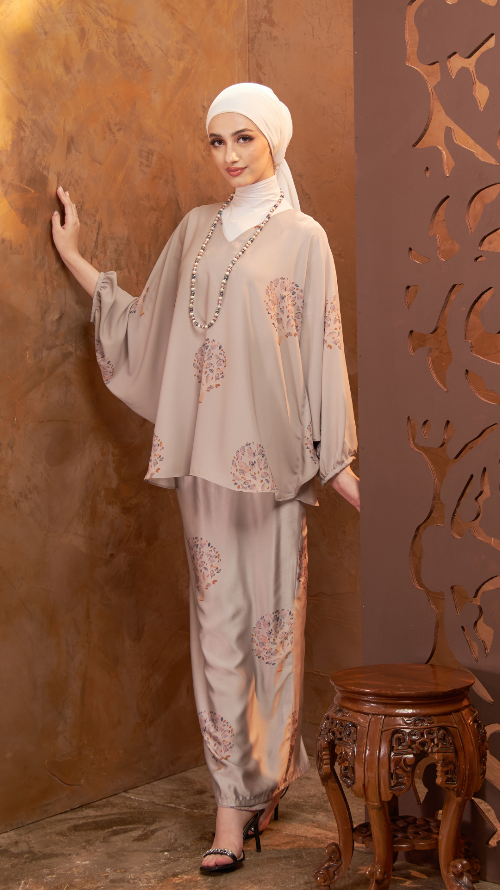 Melodi Flora - Kurung Kaftan ( Kain Pleated Chiffon ) - Pink - Image 4