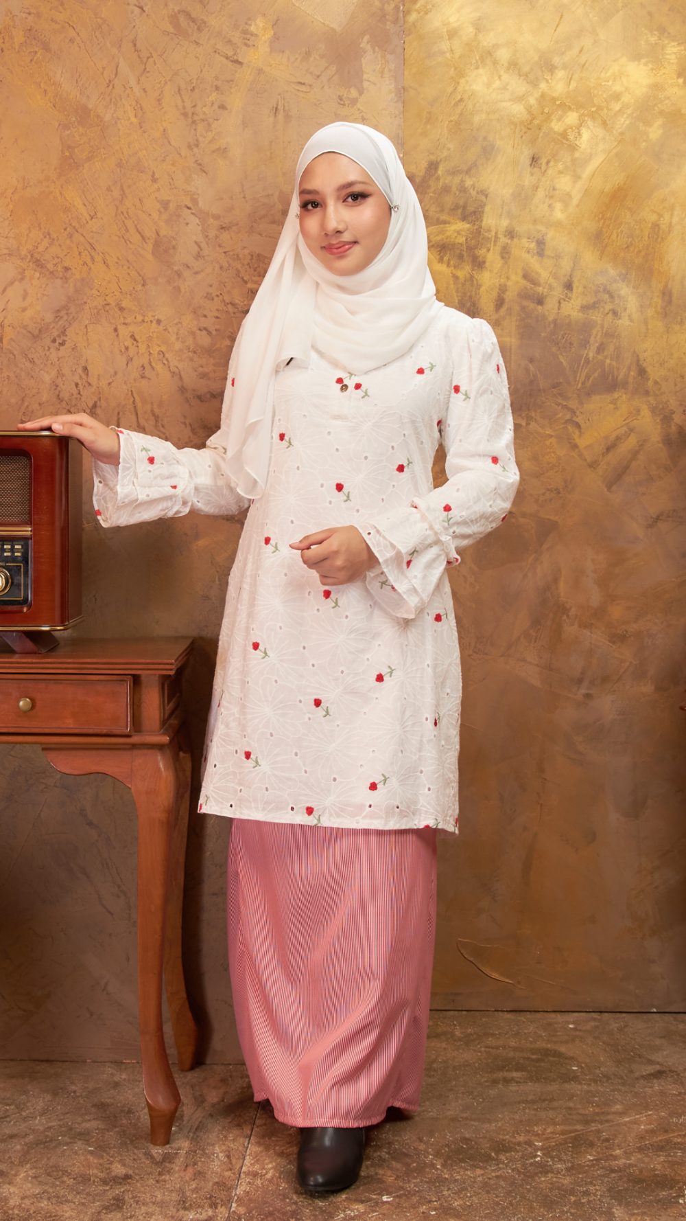 Irama - Kurung Moden - Cherry Red - Image 4