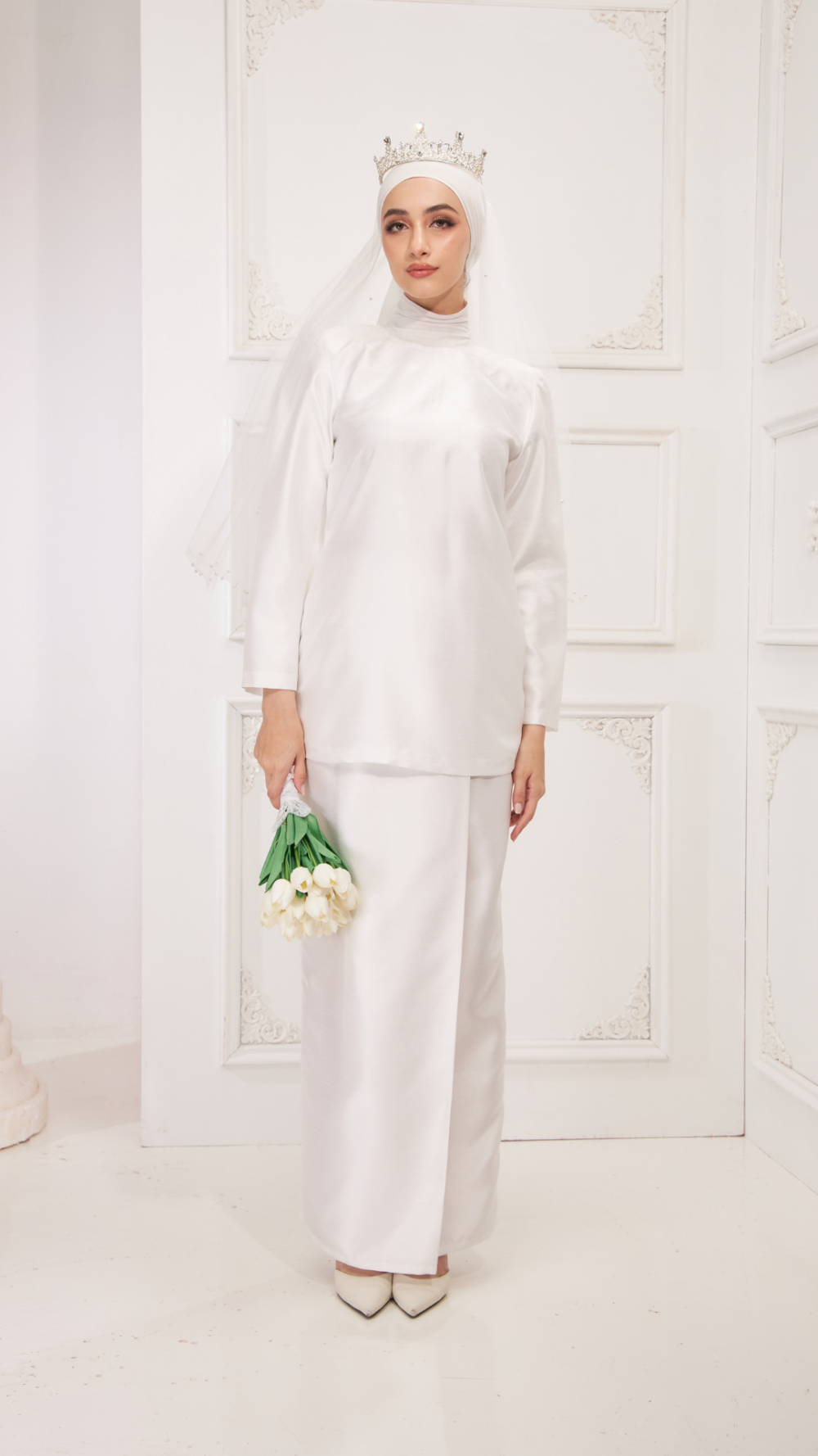 Kesuma - Kurung Moden Pendek - White (Pre-Order) - Image 2