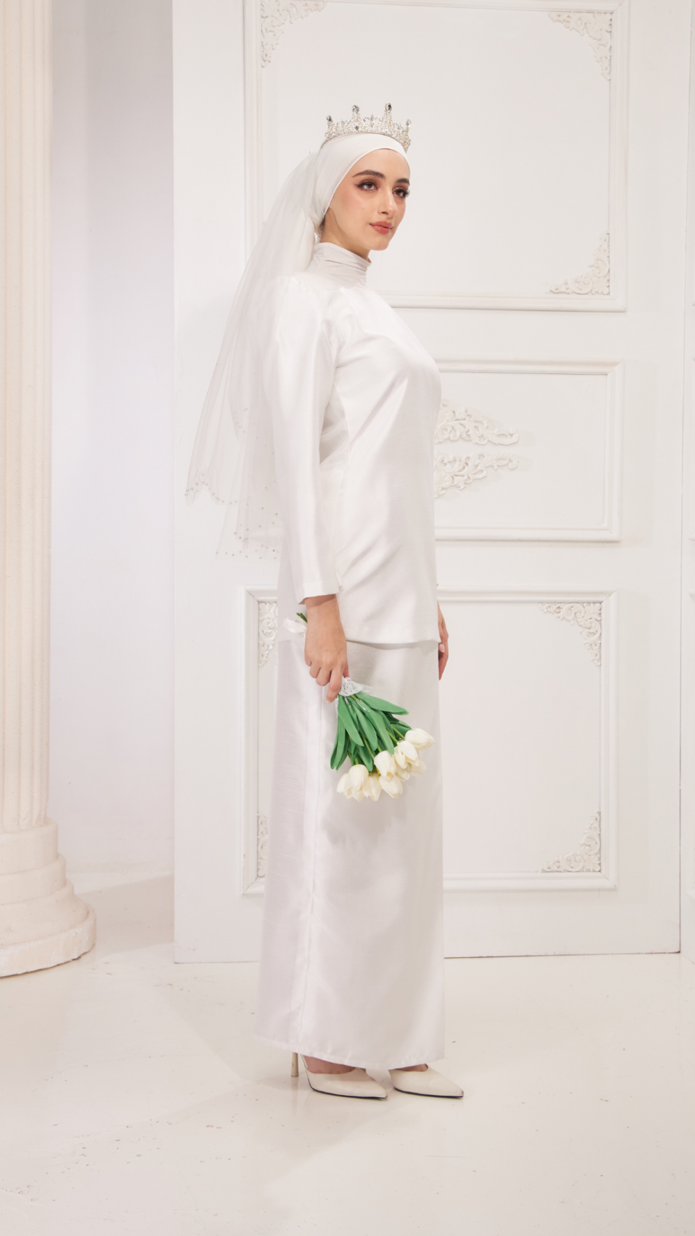 Kesuma - Kurung Moden Pendek - White (Pre-Order) - Image 3