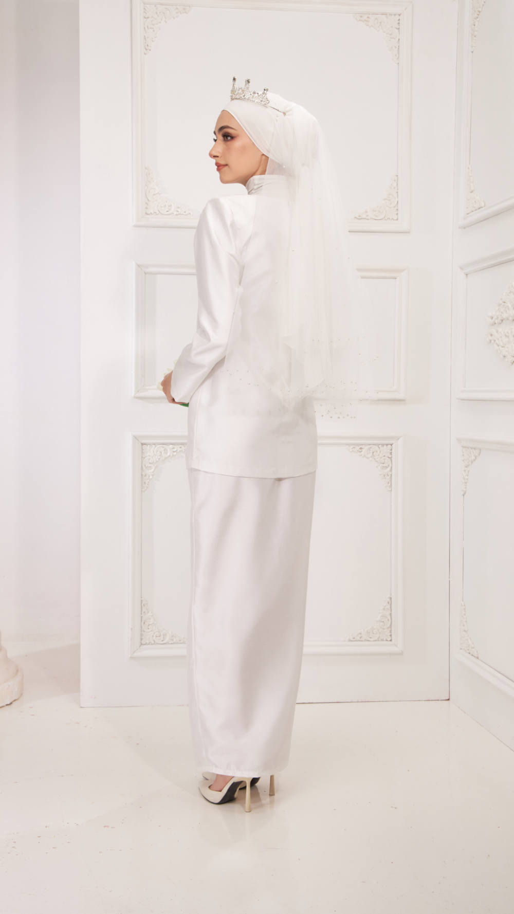 Kesuma - Kurung Moden Pendek - White (Pre-Order) - Image 5
