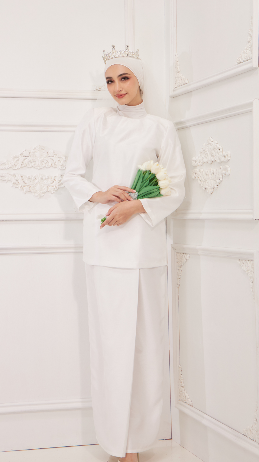 Kesuma - Kurung Moden Pendek - White (Pre-Order) - Image 10