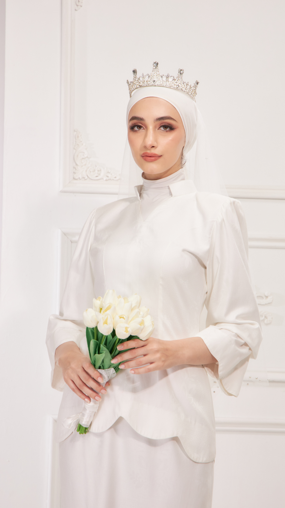 Suri - Kurung Moden - White (Pre-Order) - Image 7