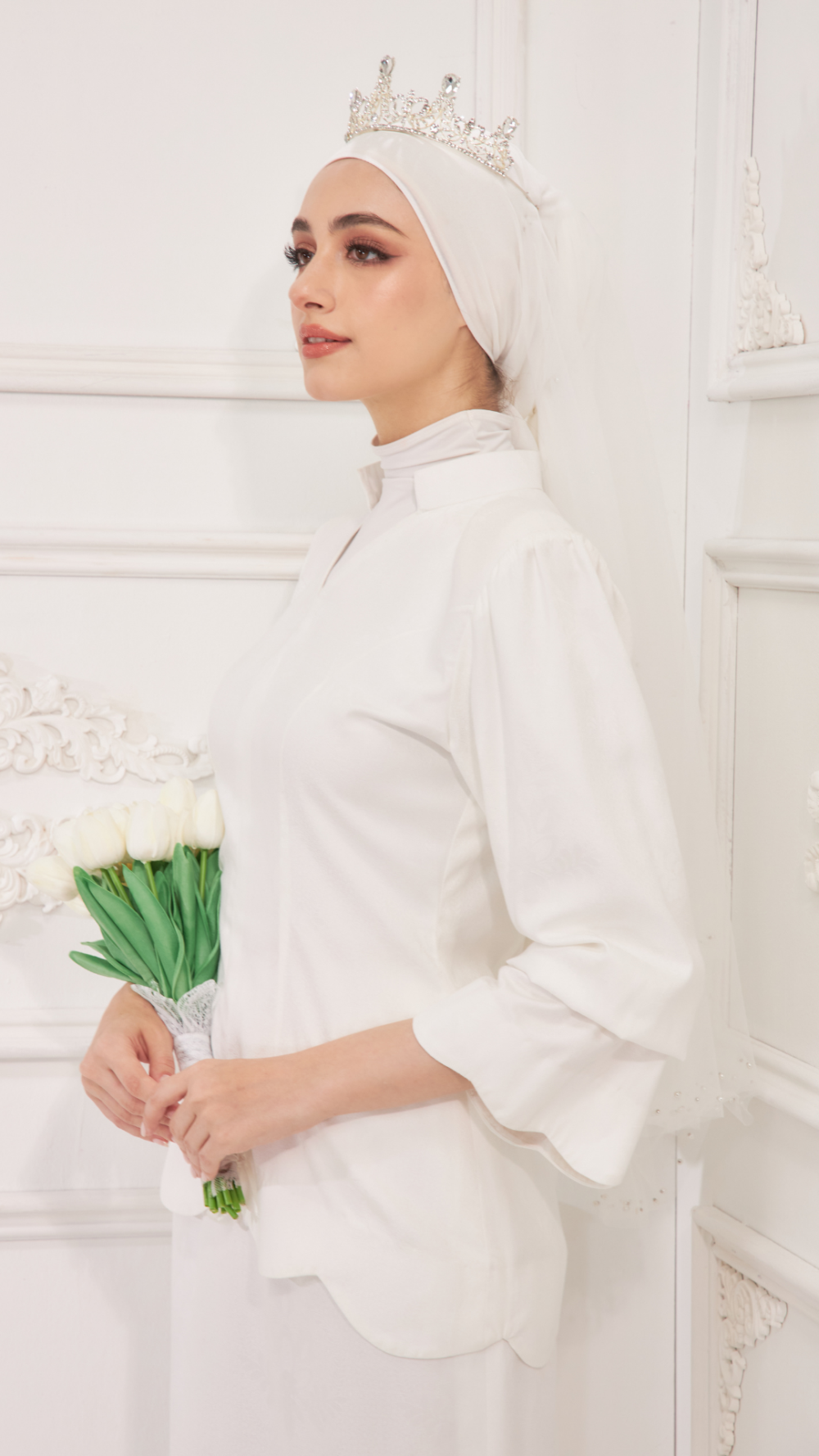Suri - Kurung Moden - White (Pre-Order) - Image 8