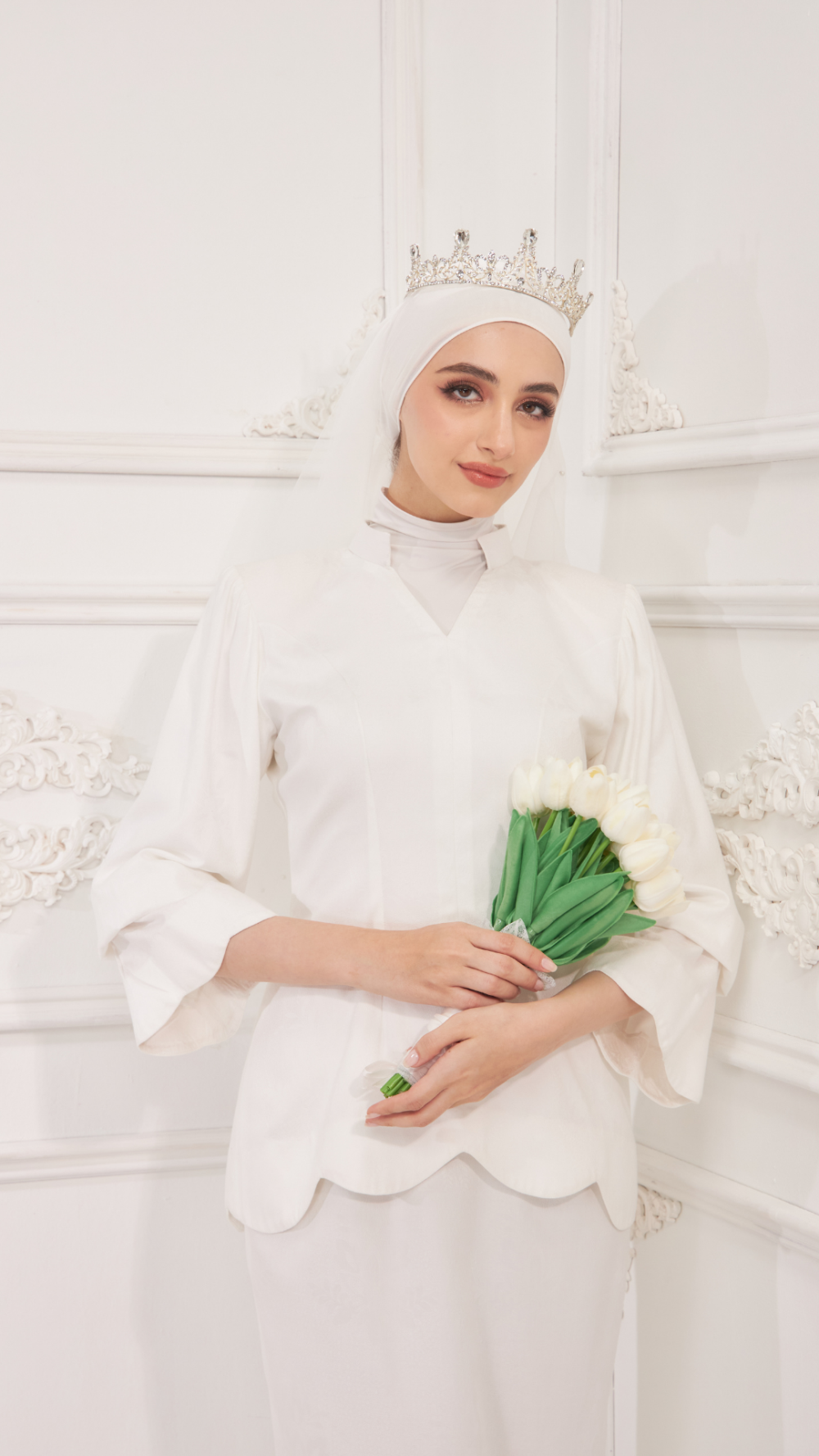 Suri - Kurung Moden - White (Pre-Order) - Image 9