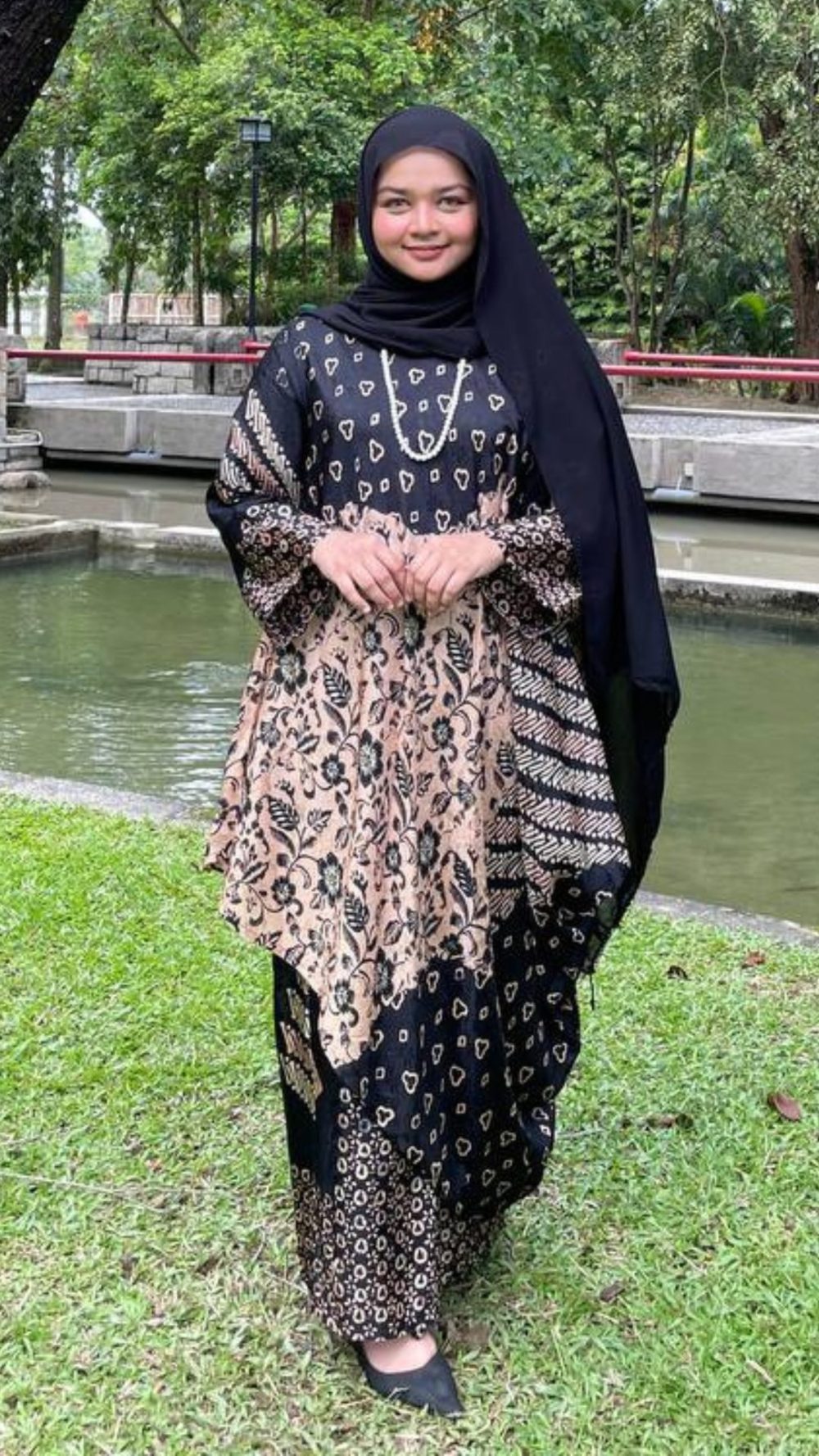 Mentari - Kurung Moden Labuh - Black