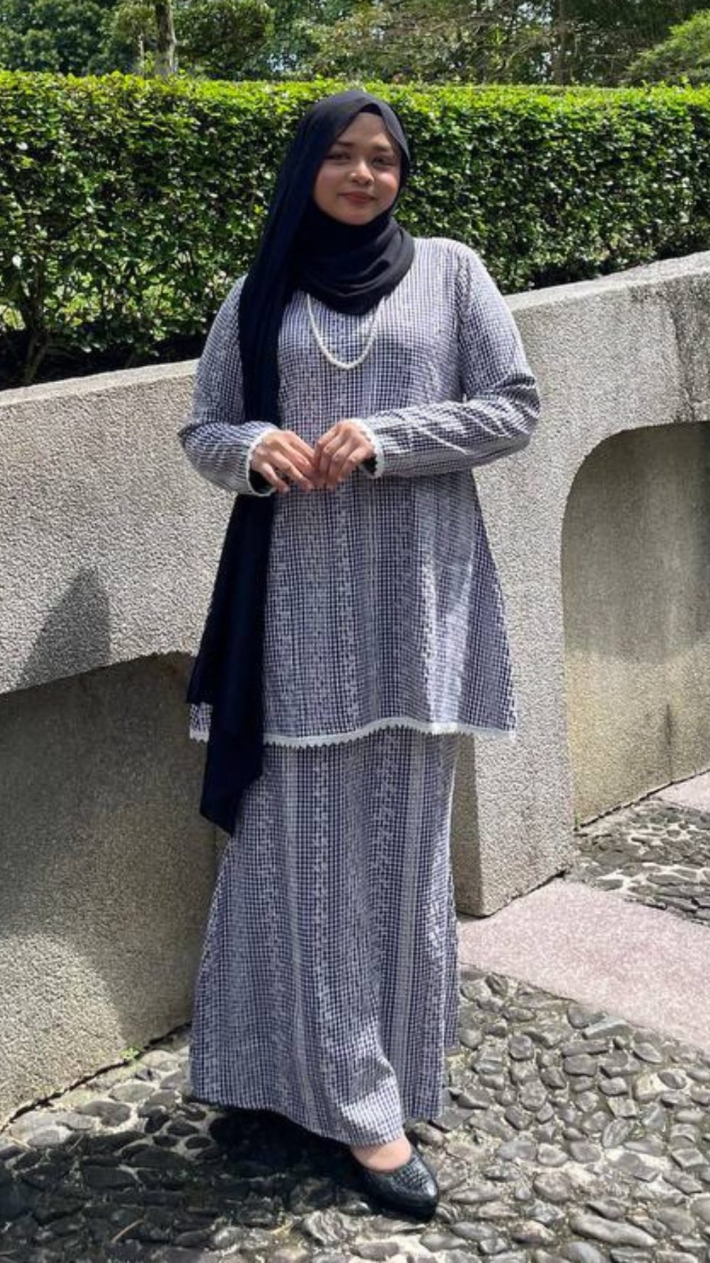 Nilam Sari - Kurung Moden Pendek - Black