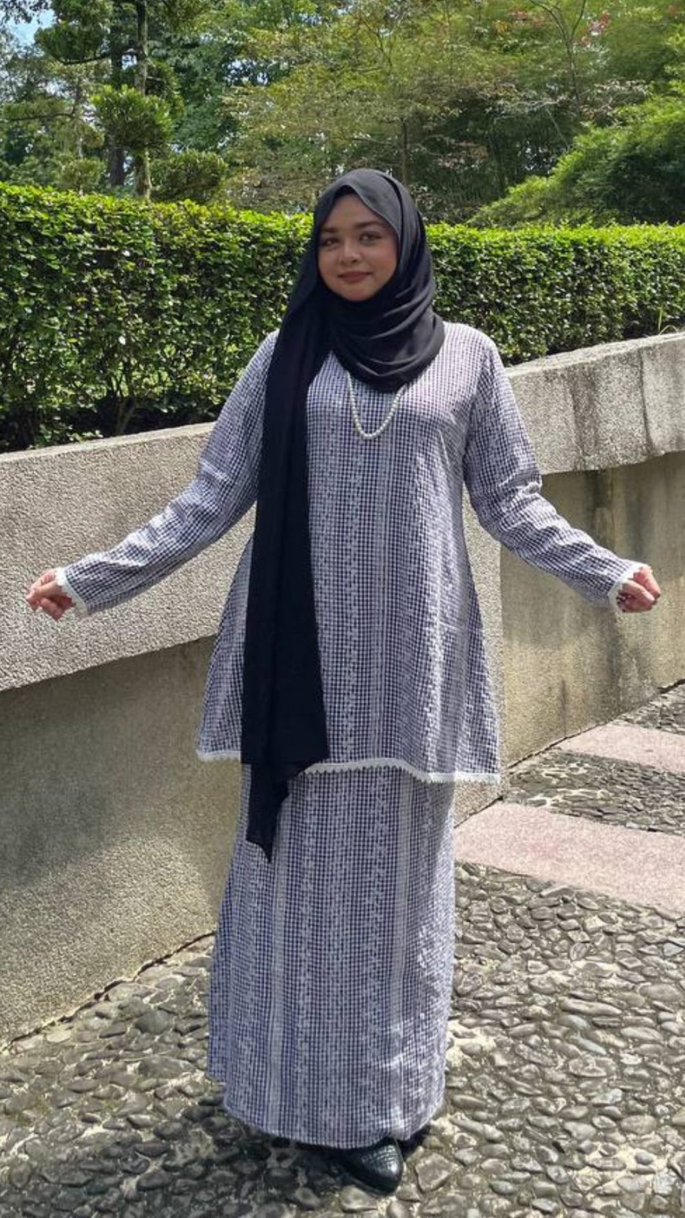 Nilam Sari - Kurung Moden Pendek - Black - Image 2