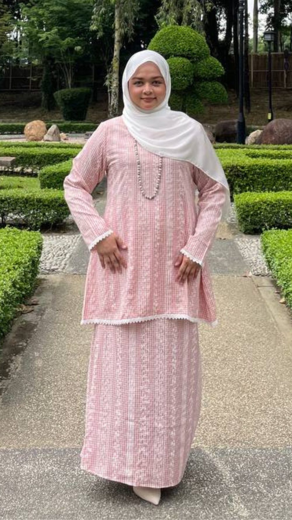 Nilam Sari - Kurung Moden Pendek - Pink - Image 3