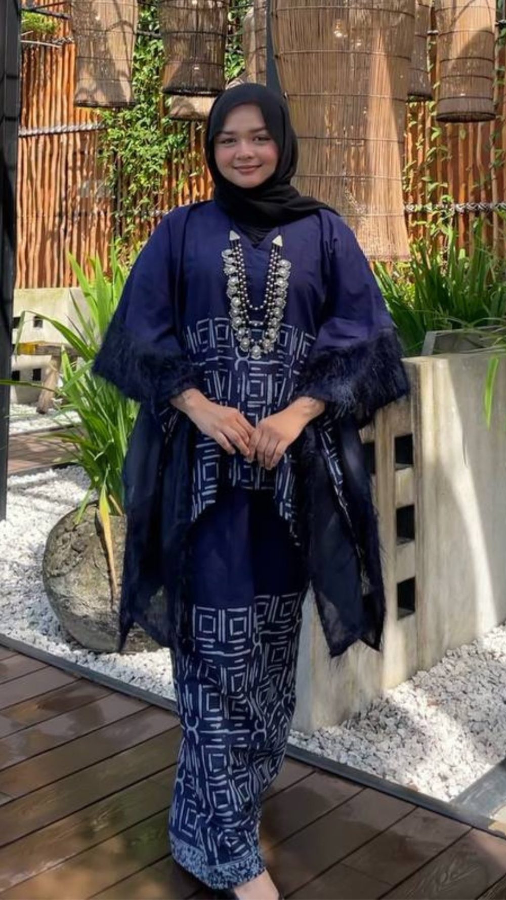 Melur - Kurung Kaftan - Dark Blue