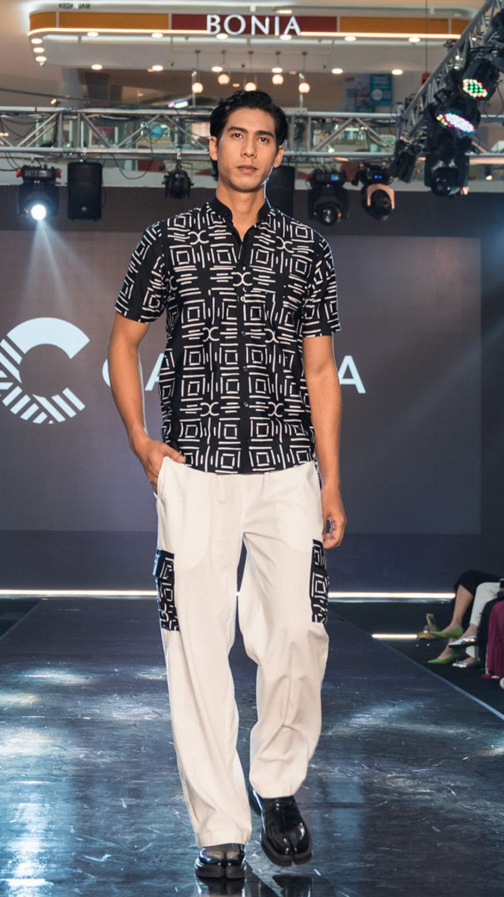 Gelita - Casual Set - Kemeja & Pants Lelaki - Black & White