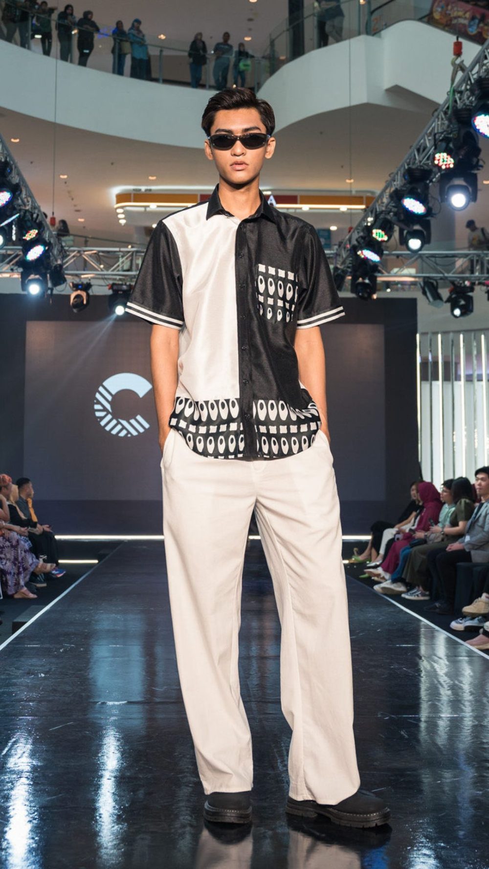 Raut - Casual Wear - Kemeja & Pants Lelaki - Black & White - Image 2