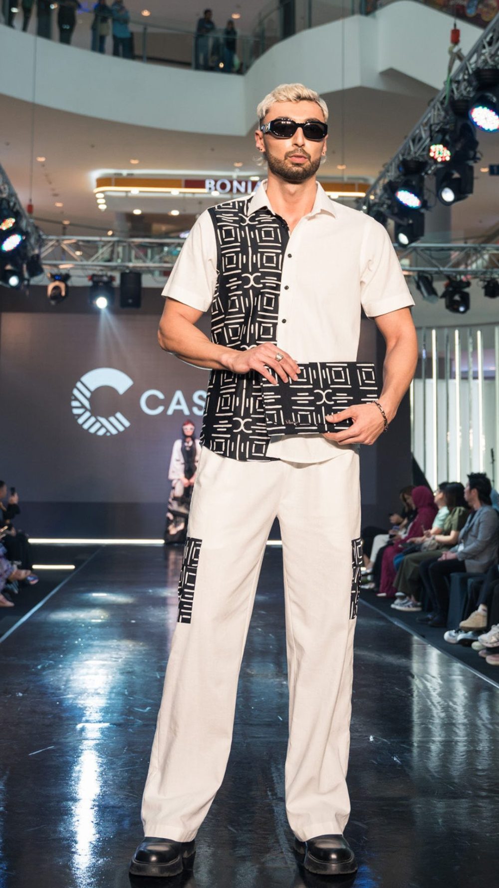 Sukma - Casual Set - Kemeja & Pants Lelaki - Black & White - Image 2