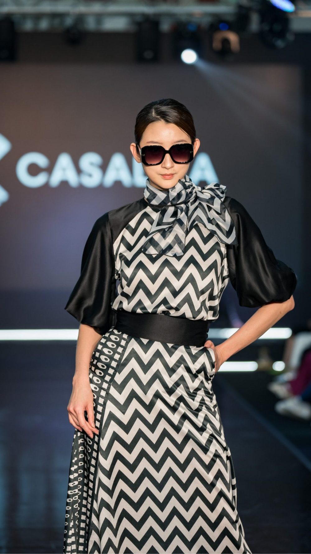 Rona - Casual Set - Blouse & Skirt - Black & White - Image 4