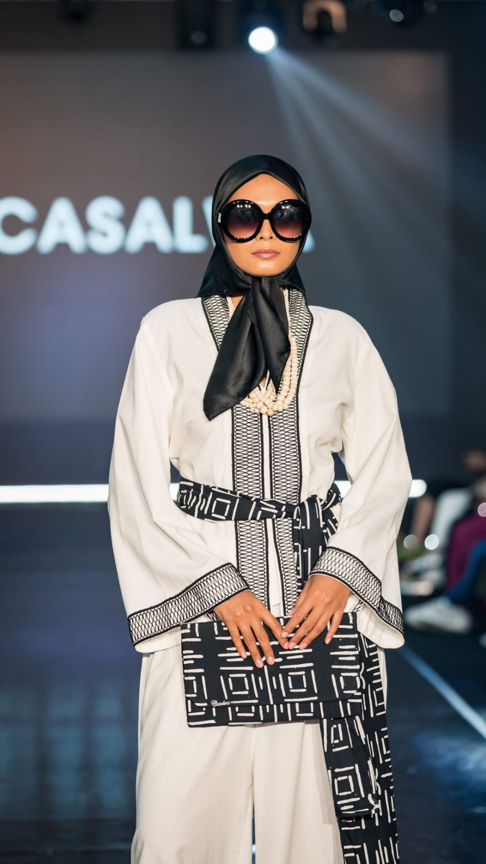 Senja - Casual Set - Blouse & Pants - Black & White - Image 2