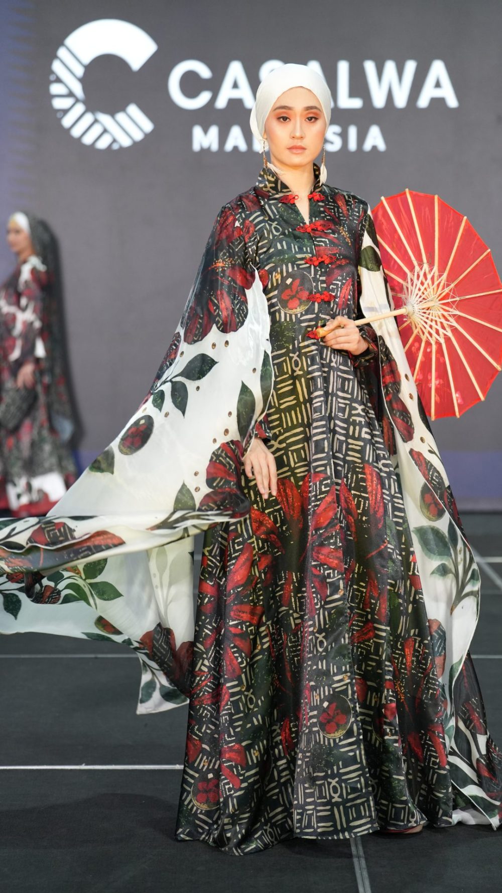 Pesona Jade - Cheongsam Dress - Red Black - Image 3